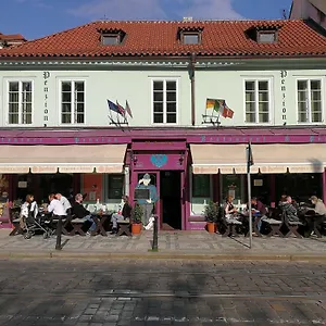 hotellátogatás